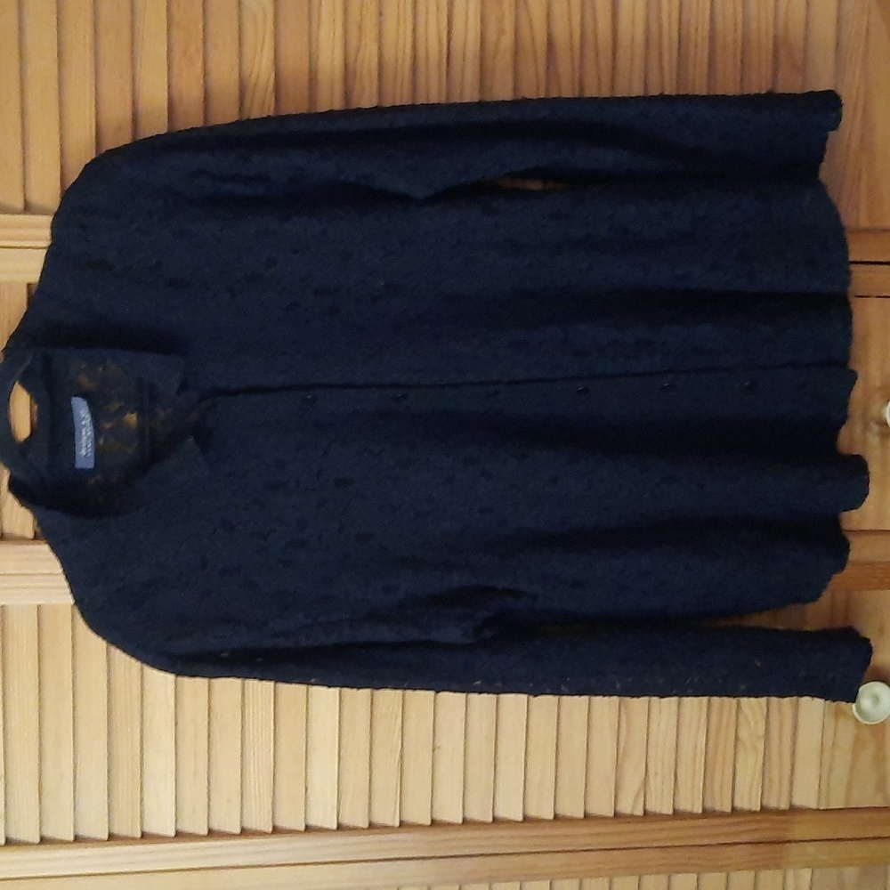 Designs & Co. Lane Bryant Black Long Sleeve Lace Padded Shoulder Blouse Size 16